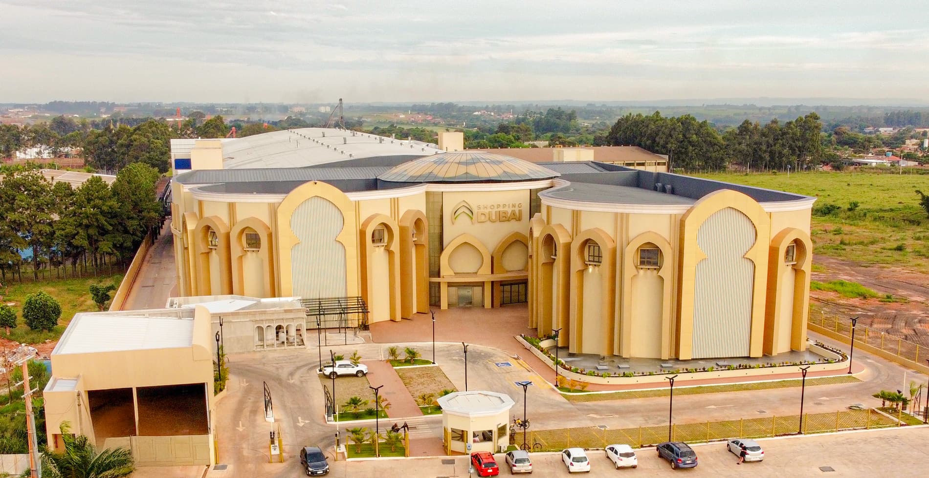 Fachada do Shopping Dubai