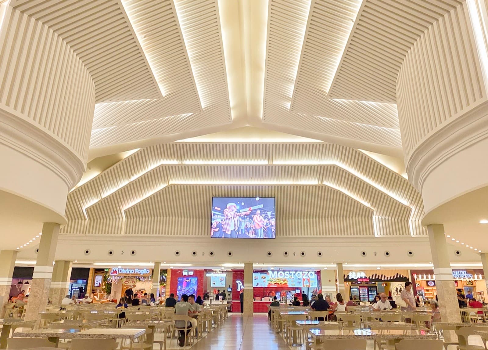 Praça de alimentação