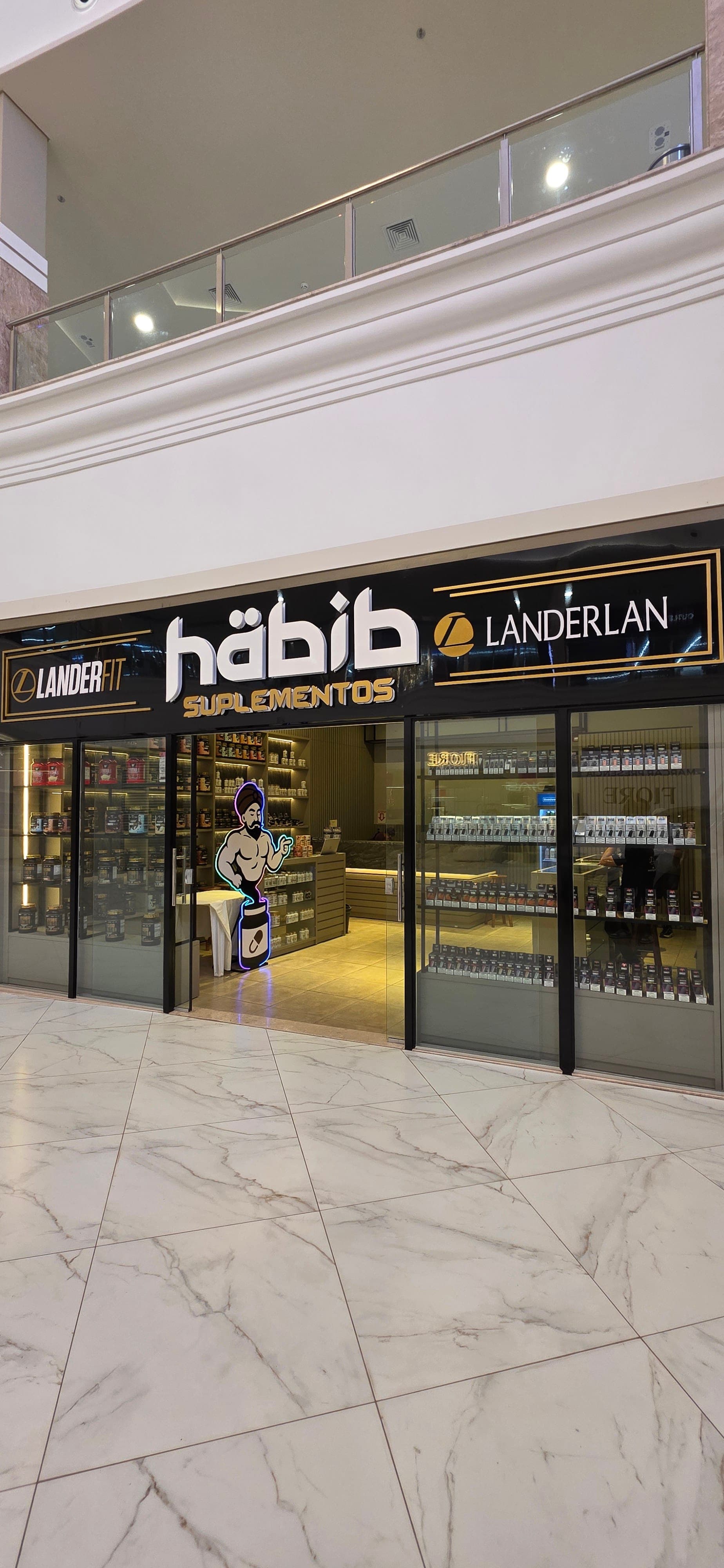 Loja Habib Suplementos no Shopping Dubai