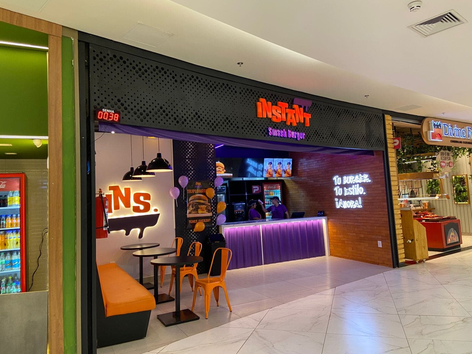 Loja Instant Smash Burguer no Shopping Dubai