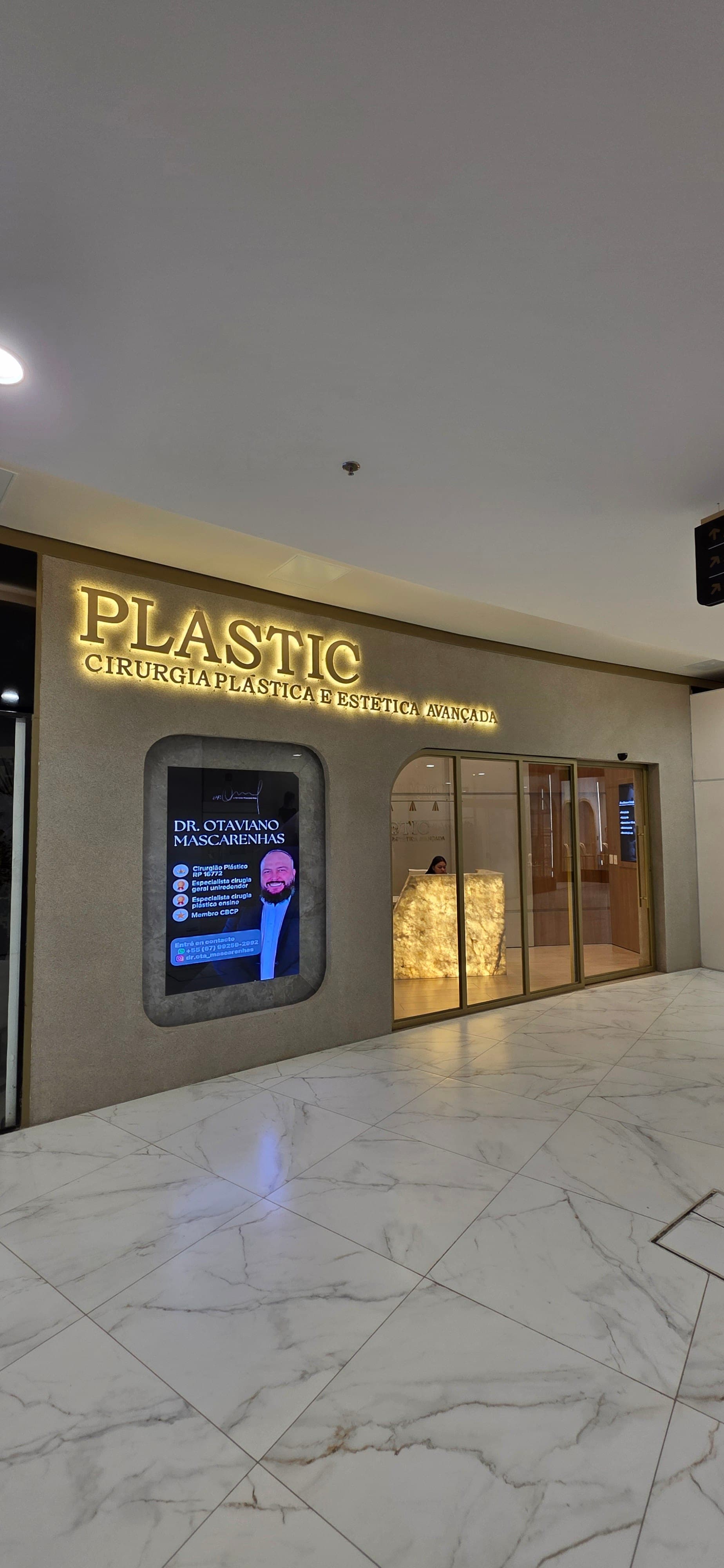 Loja Plastic no Shopping Dubai