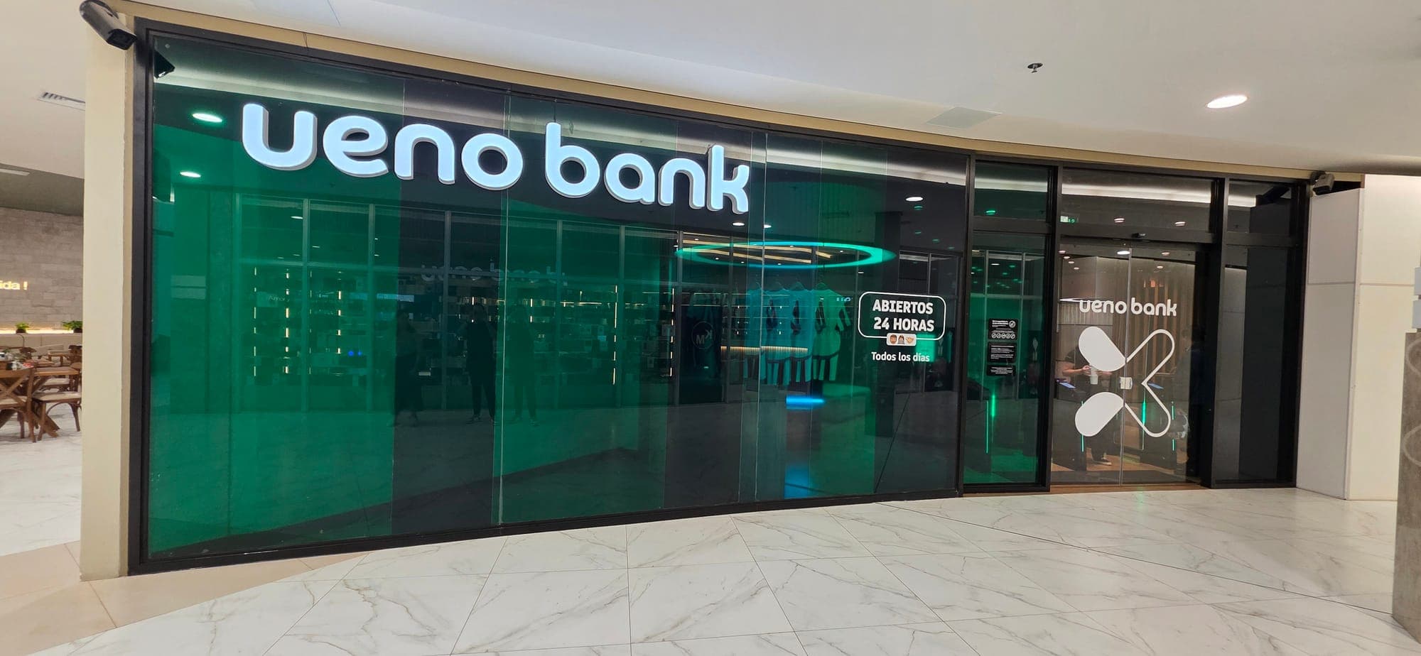 Loja Ueno Bank no Shopping Dubai
